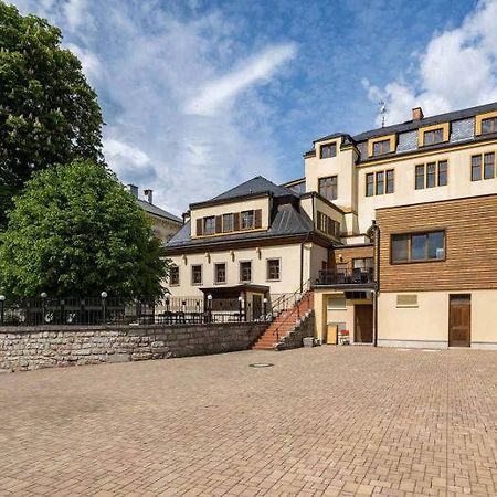 Hotel Zlaty Lev Jablonec nad Nisou Ngoại thất bức ảnh
